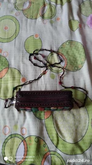 Gentuta dama multicolora - accesoriul ideal pentru orice tinuta
